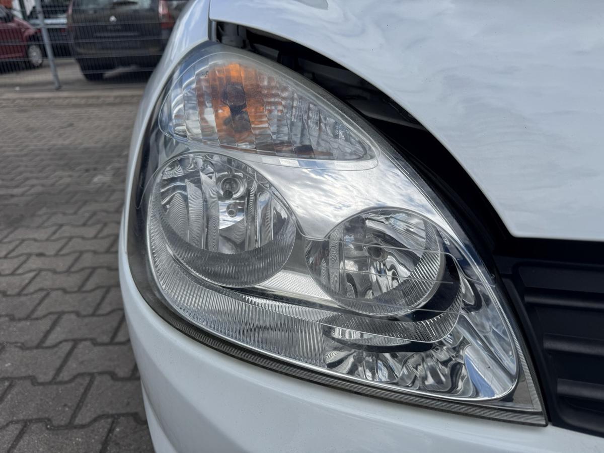 Renault Clio 2 original Scheinwerfer vorn rechts Halogen Chrom Hintergrund Facelift Bj.2009